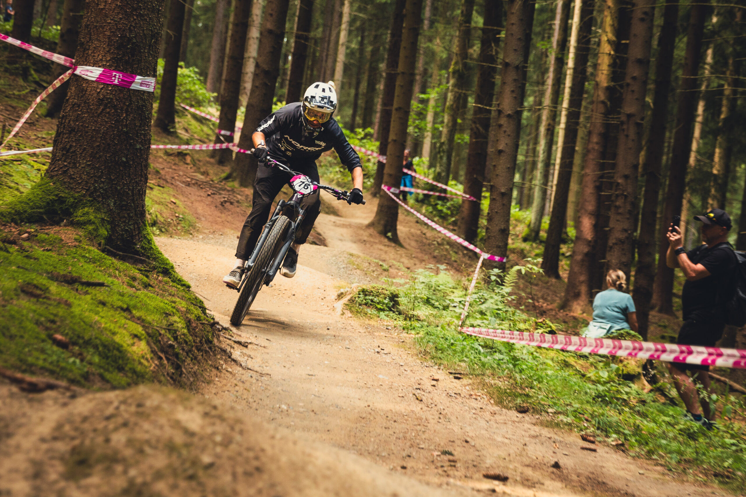 Česká Enduro Serie na Kopřivné! Zažijte největší bike událost jara