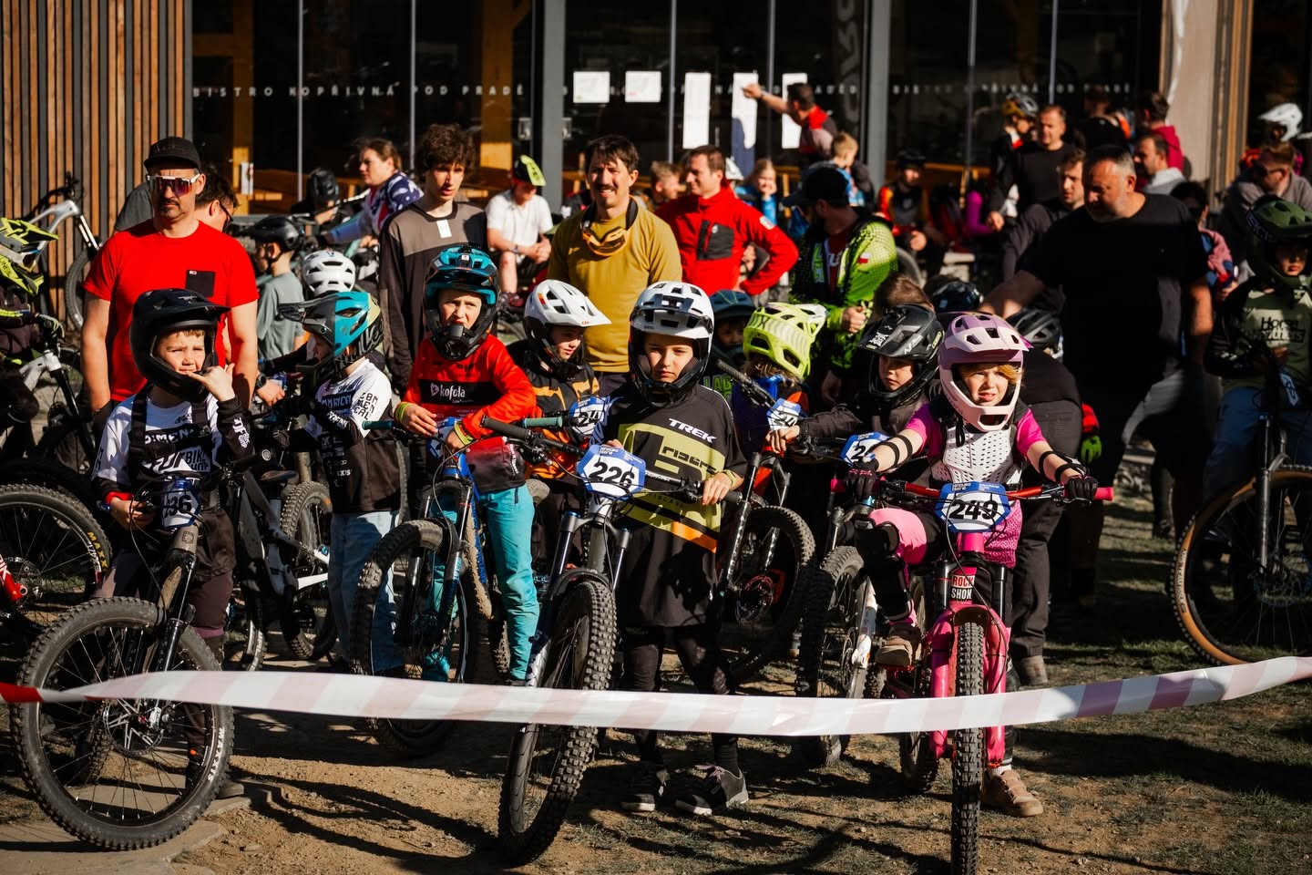 Závodníci Enduro Série